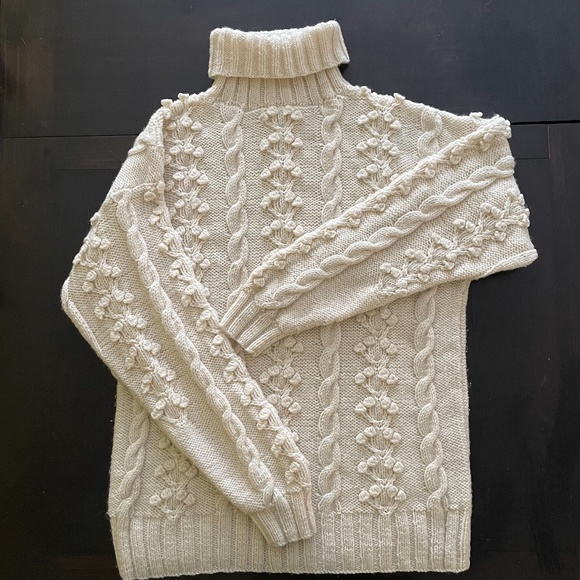 handmade vintage off white  neck cable stitch flower knit, XL unisex sweater - Picture 1 of 7